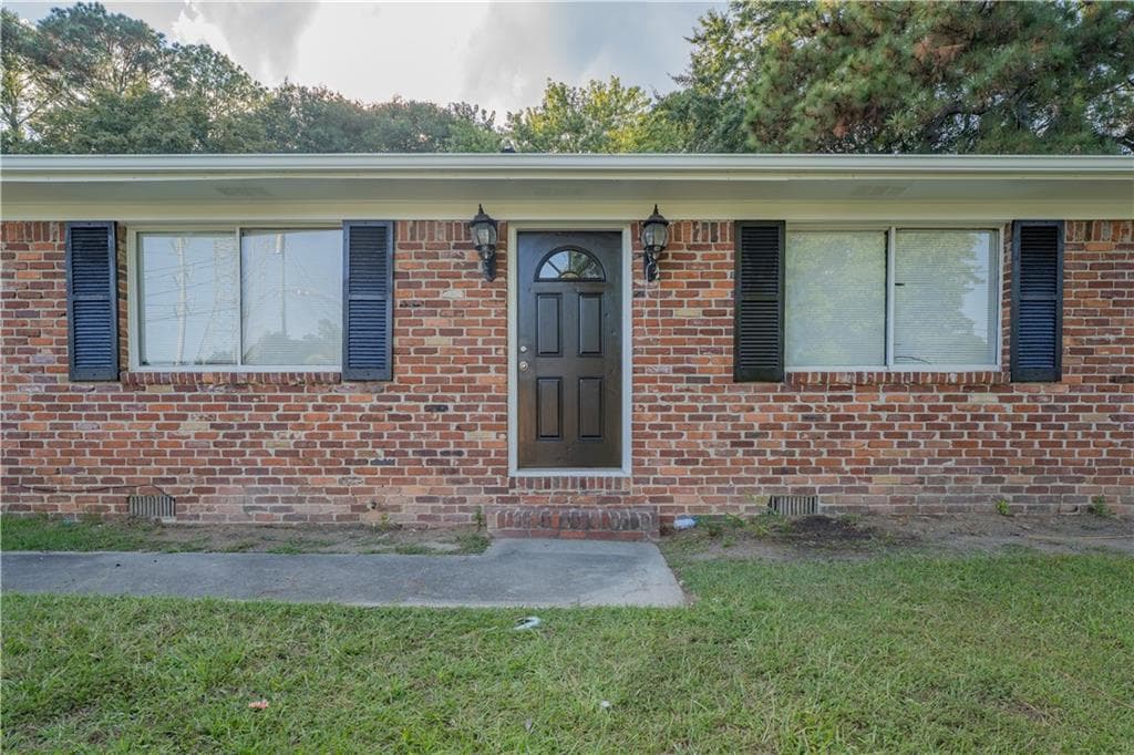 2844 Whispering Hills Drive, Atlanta, GA 30341 — most recent listing photo