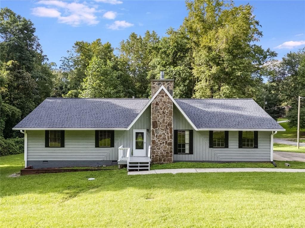 6201 Hillpine Drive, Douglasville, GA 30135 — most recent listing photo