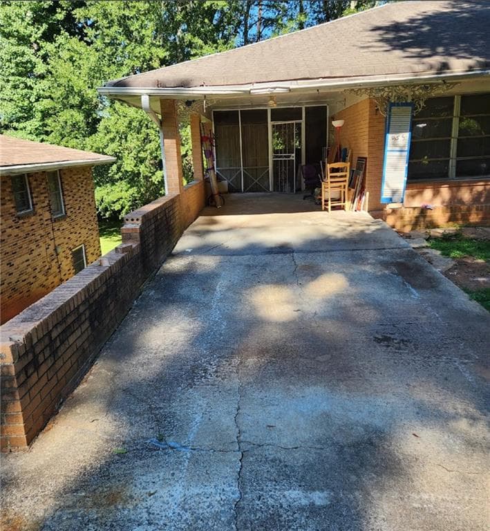 3 bedroom, 2 bathroom, 1,349 sq ft single family residence for sale at 965 Stokeswood Avenue, Atlanta, GA 30316 — photo 5