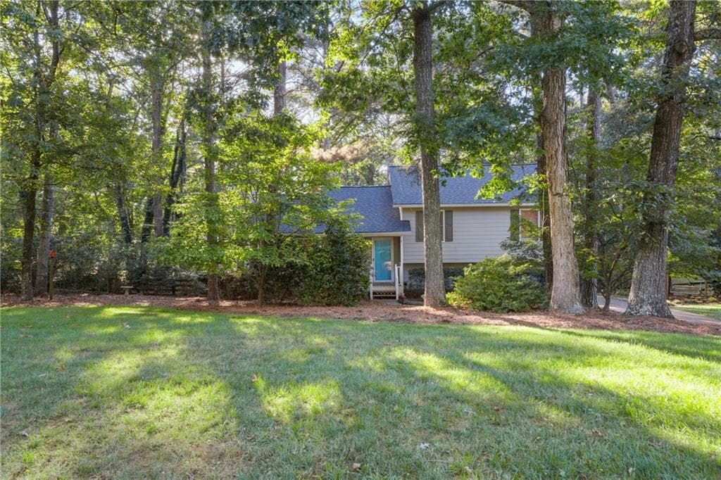 3 bedroom, 2 bathroom, 1,416 sq ft single family residence sold at 1650 Mountain Trace, Canton, GA 30114