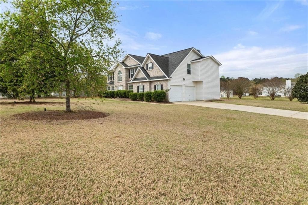5 bedroom, 3 bathroom, 3,180 sq ft single family residence for sale at 552 Trotters Lane, Mcdonough, GA 30252 — photo 2