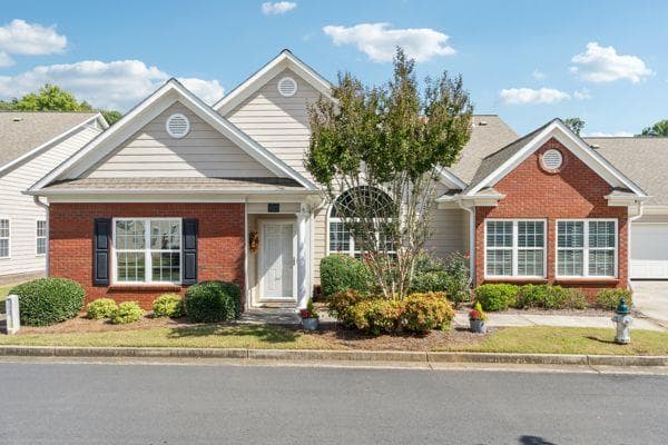 226 HAMES Road 225, Woodstock, GA 30188 — most recent listing photo