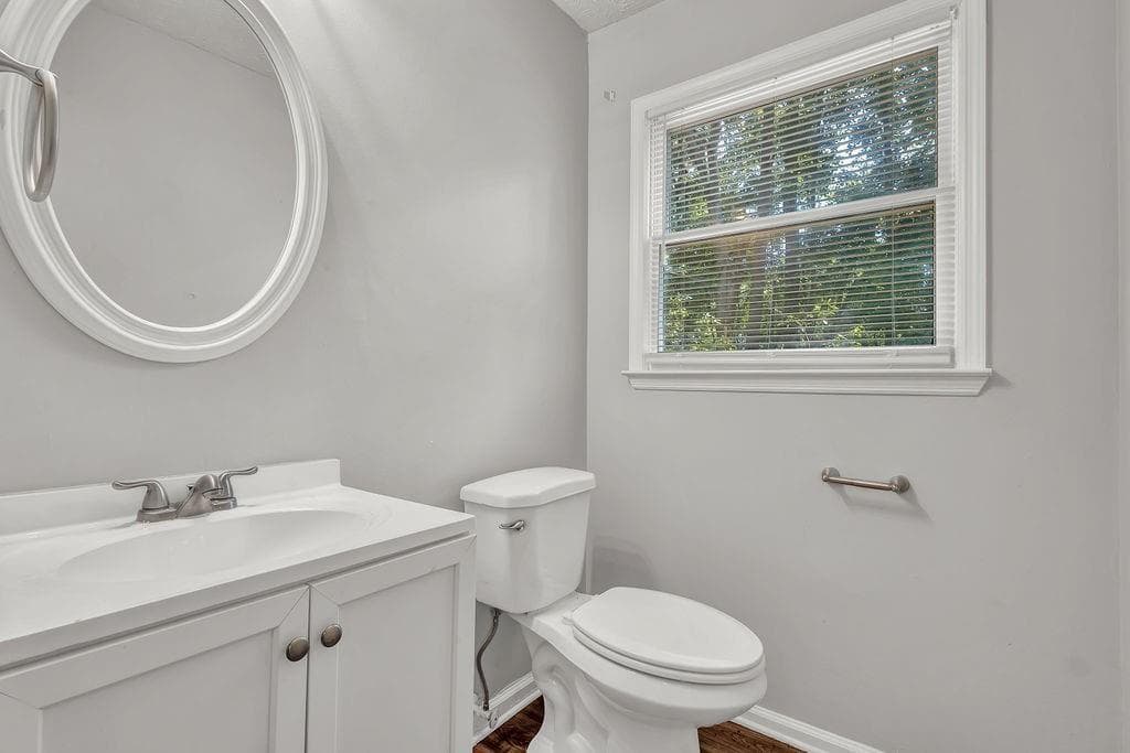 3 bedroom, 2 bathroom, 1,497 sq ft single family residence for sale at 3189 Glen Hollow Drive, Rex, GA 30273 — photo 9
