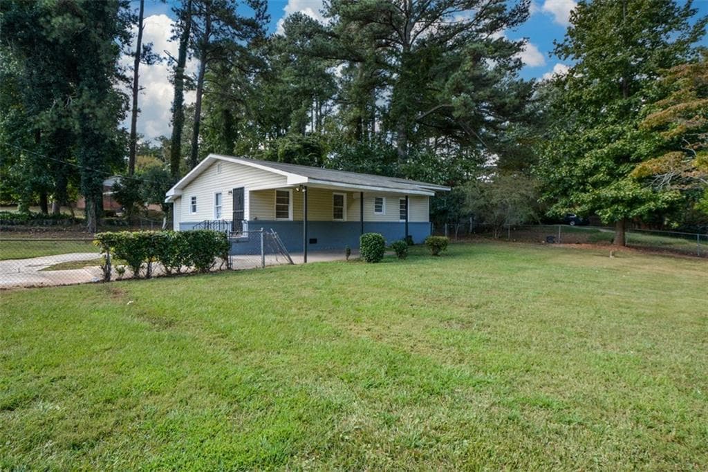 3 bedroom, 1 bathroom, 1,075 sq ft single family residence for sale at 2249 Brannen Road, Atlanta, GA 30316 — photo 2