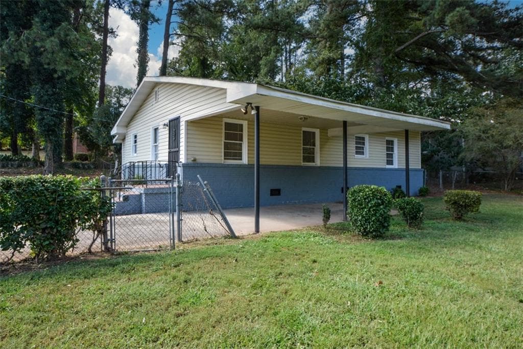 3 bedroom, 1 bathroom, 1,075 sq ft single family residence for sale at 2249 Brannen Road, Atlanta, GA 30316 — photo 3