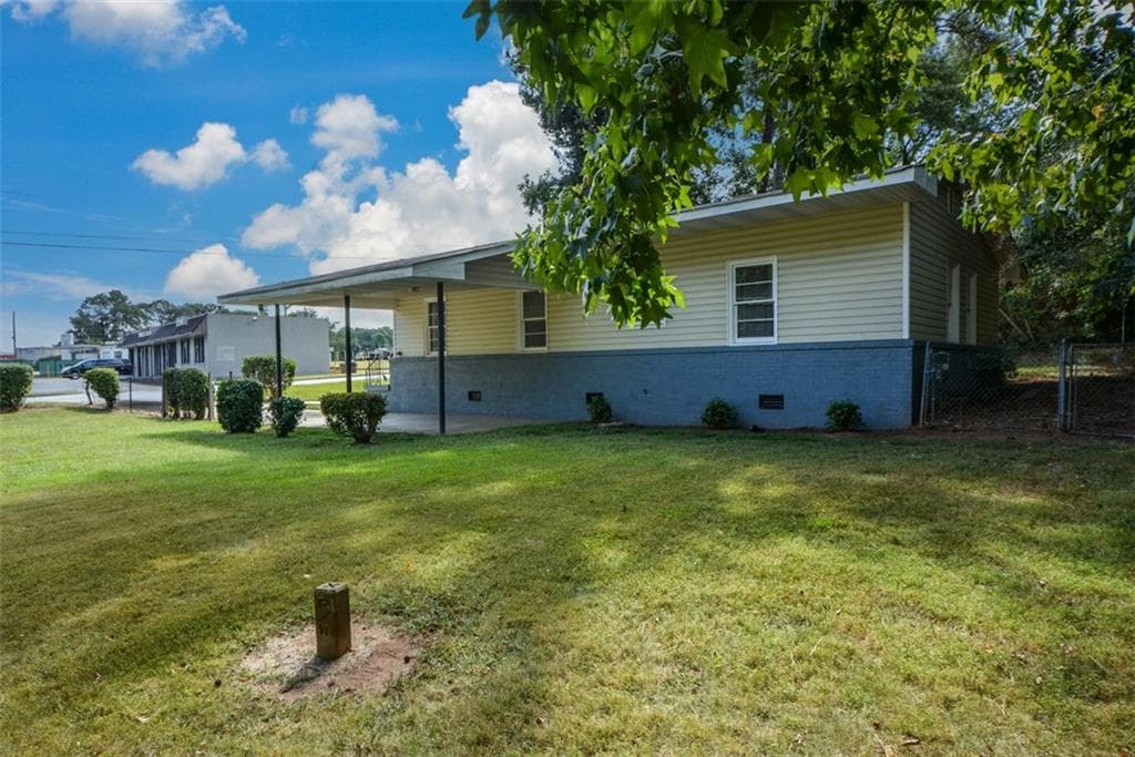 3 bedroom, 1 bathroom, 1,075 sq ft single family residence for sale at 2249 Brannen Road, Atlanta, GA 30316 — photo 4
