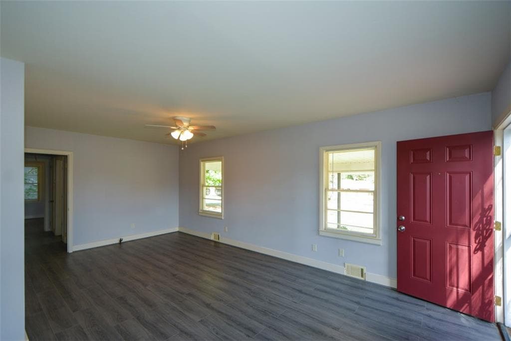 3 bedroom, 1 bathroom, 1,075 sq ft single family residence for sale at 2249 Brannen Road, Atlanta, GA 30316 — photo 10