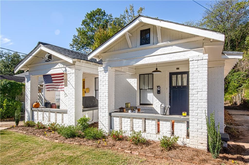 4 bedroom, 2 bathroom single family residence sold at 23 Clifton Street, Atlanta, GA 30317