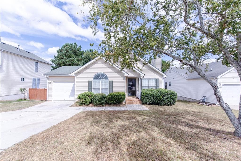 425 Eagles Flight Lane, Riverdale, GA 30274 — most recent listing photo