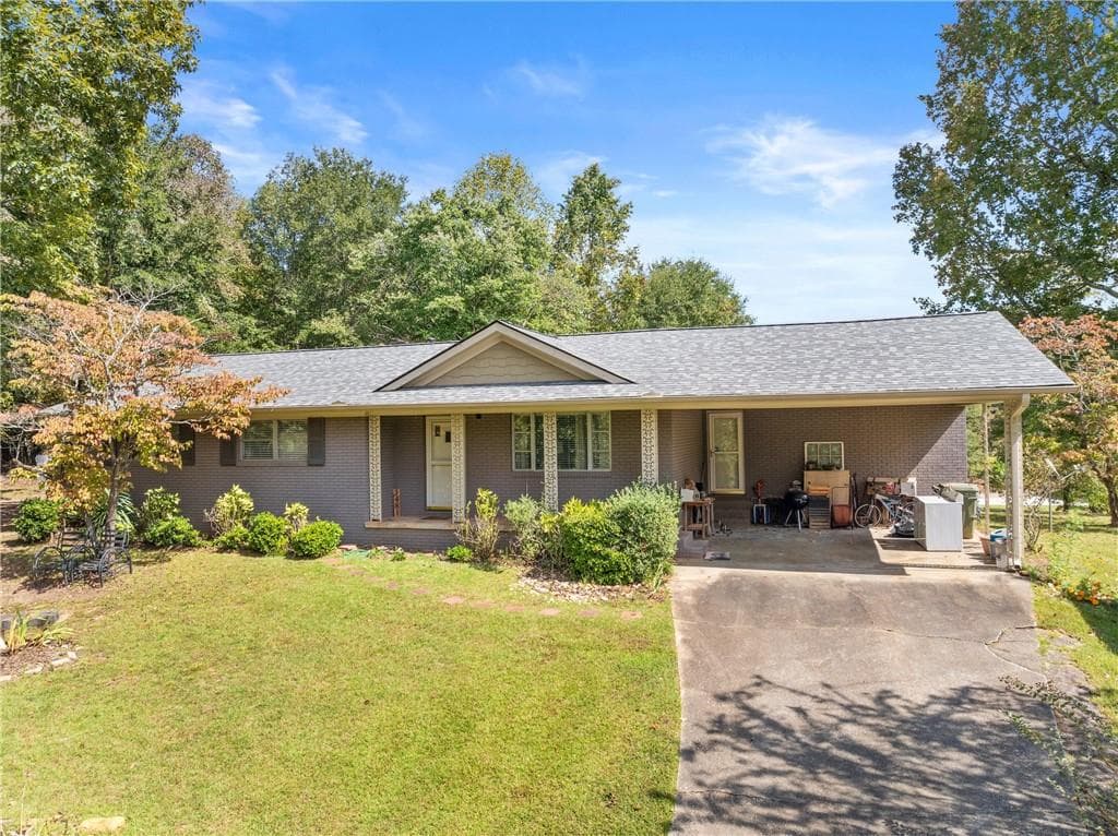 3481 Maynard Circle, Gainesville, GA 30506 — most recent listing photo