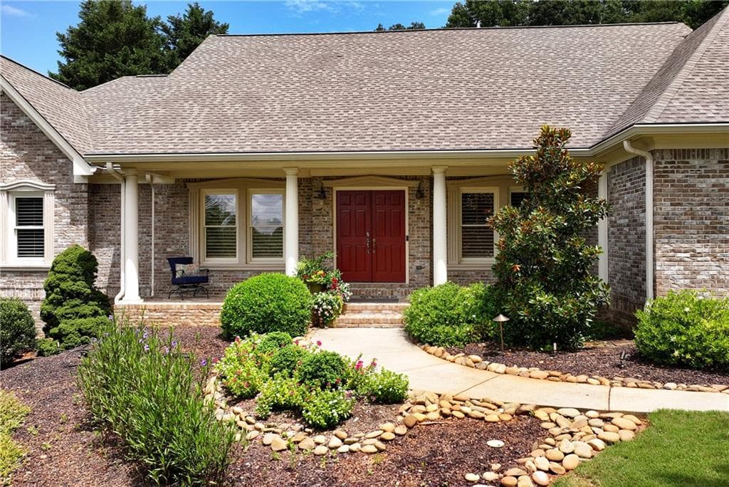 1005 Chateau Forest Road, Hoschton, GA 30548 — most recent listing photo