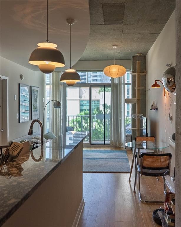 1 bedroom, 1 bathroom, 771 sq ft condominium for sale at 250 PHARR Road 806, Atlanta, GA 30305 — photo 9