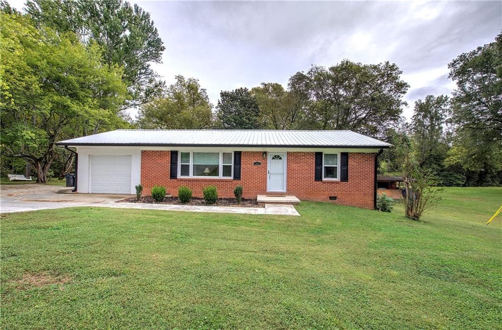 203 Burton Drive, Calhoun, GA 30701 — most recent listing photo