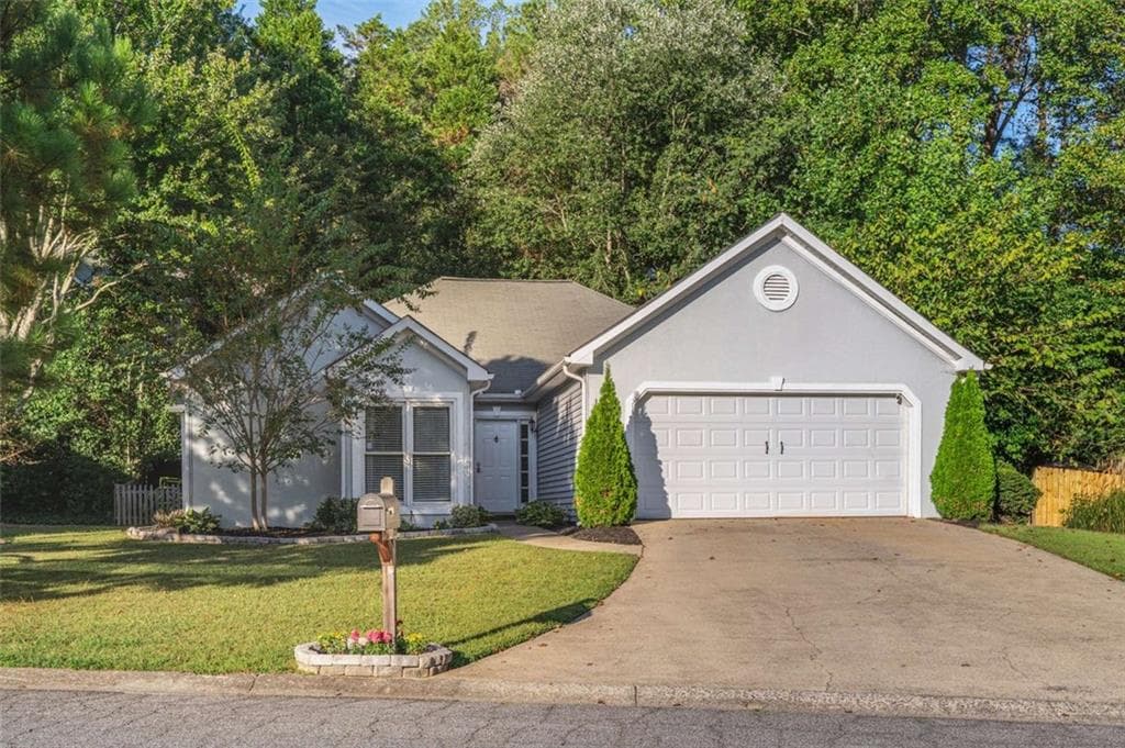 1007 Chateau Lane, Smyrna, GA 30082 — most recent listing photo