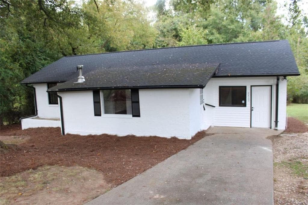 8469 Shiloh Court, Jonesboro, GA 30238 — most recent listing photo