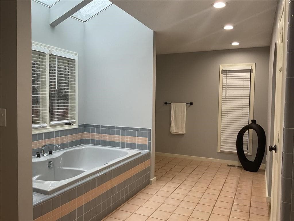 8 bedroom, 7 bathroom, 7,111 sq ft single family residence for sale at 2251 Colonial Oak Way, Stone Mountain, GA 30087 — photo 7