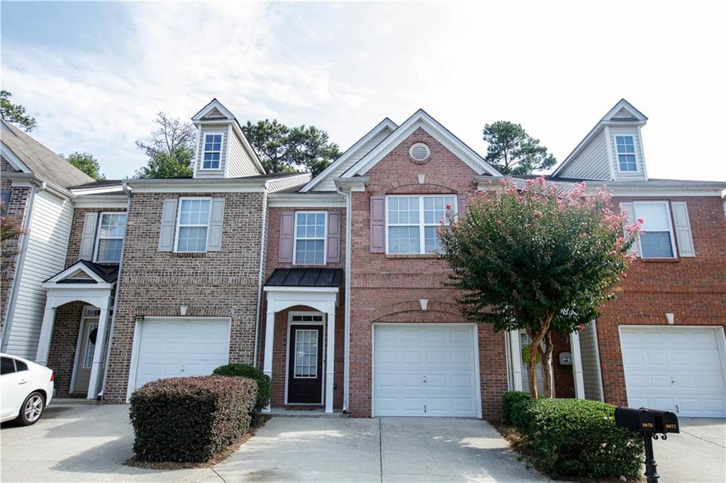 3 bedroom, 3 bathroom, 1,696 sq ft townhouse for rent at 3875 Dandridge Way, Duluth, GA 30096 for $2,000 a month — photo 1 of 26
