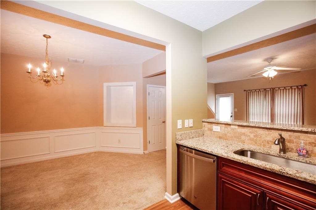 3 bedroom, 3 bathroom, 1,696 sq ft townhouse for rent at 3875 Dandridge Way, Duluth, GA 30096 for $2,000 a month — photo 9
