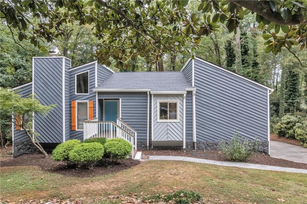 766 Lost Creek Circle, Stone Mountain, GA 30088 — most recent listing photo