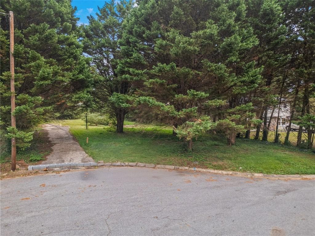 6082 Kathie Court, Ellenwood, GA 30294 — most recent listing photo
