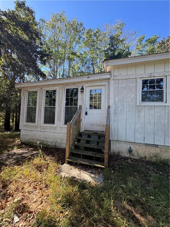 3 bedroom, 2 bathroom, 1,264 sq ft single family residence for sale at 711 Highway 162, Covington, GA 30016 — photo 3