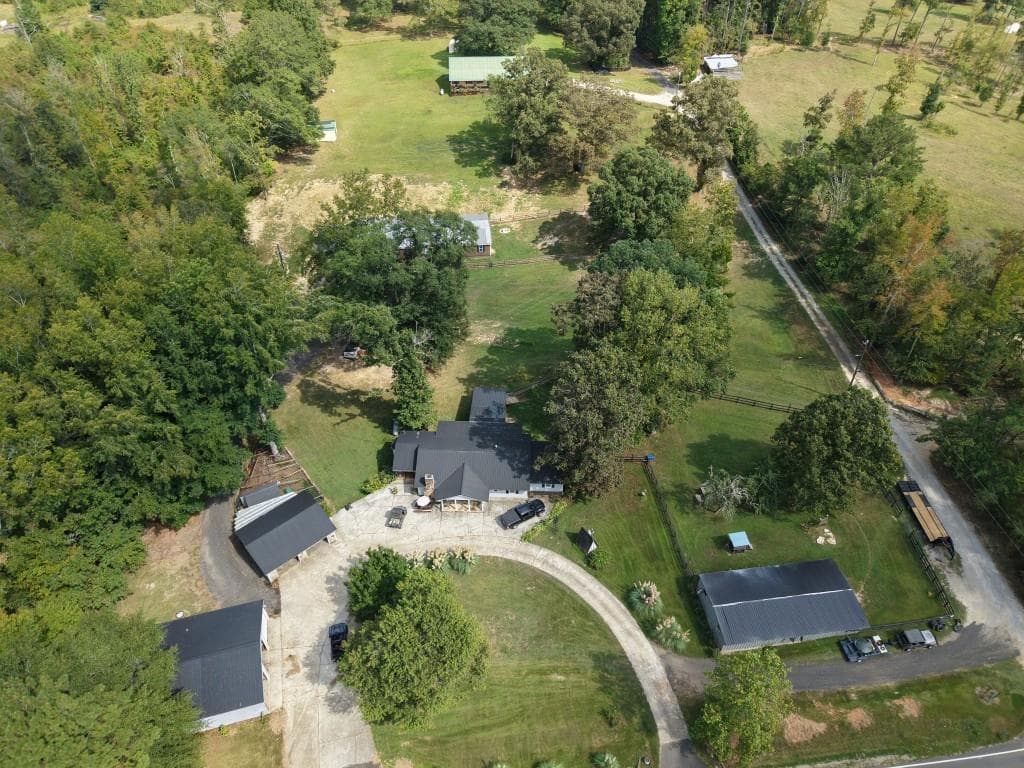 3 bedroom, 2 bathroom, 1,971 sq ft single family residence for sale at 1189 Paul Harris Road, Dallas, GA 30157
