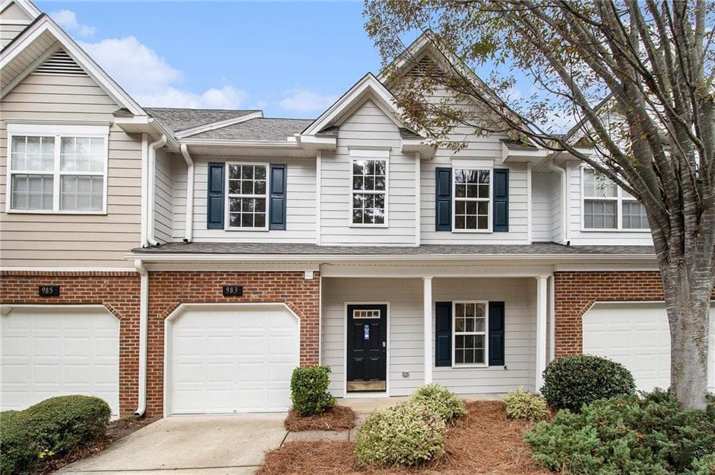 3 bedroom, 3 bathroom, 1,498 sq ft townhouse sold at 983 Pike Forest Drive, Lawrenceville, GA 30045