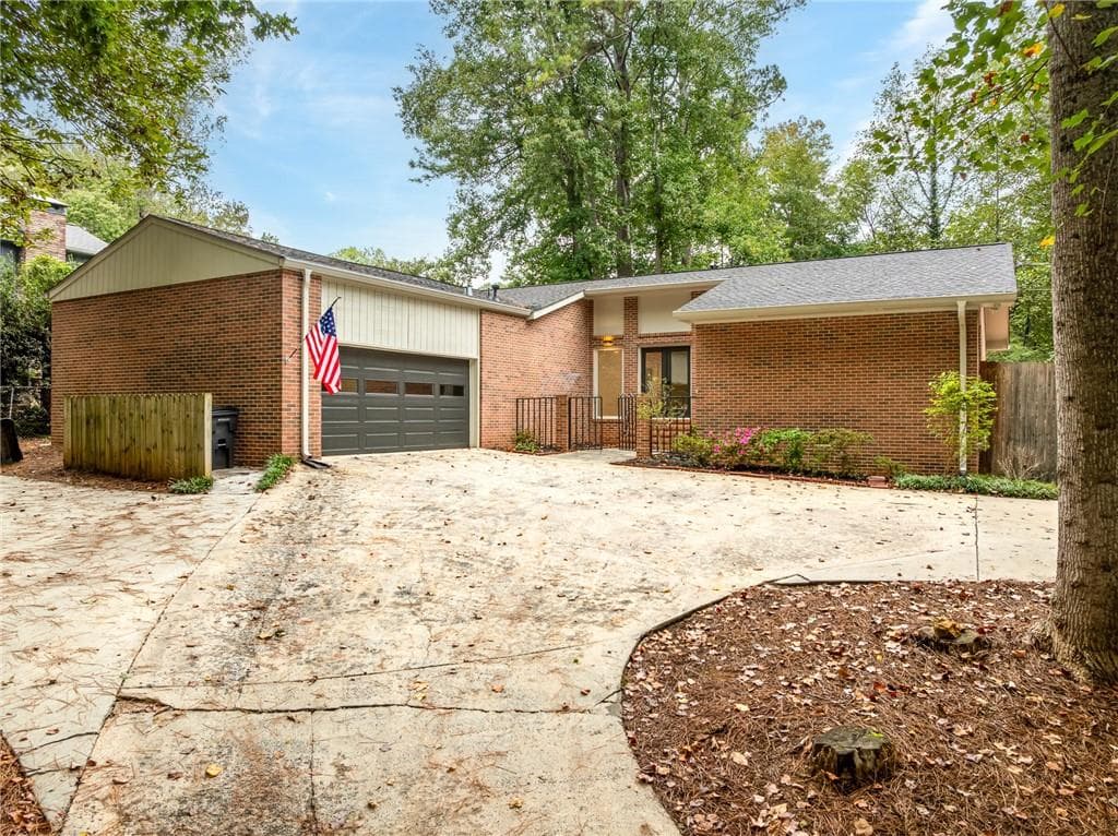 3290 CUSTER LAKE Drive, Marietta, GA 30064 — most recent listing photo