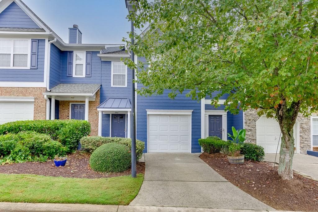 6579 Above Tide Place, Flowery Branch, GA 30542 — most recent listing photo