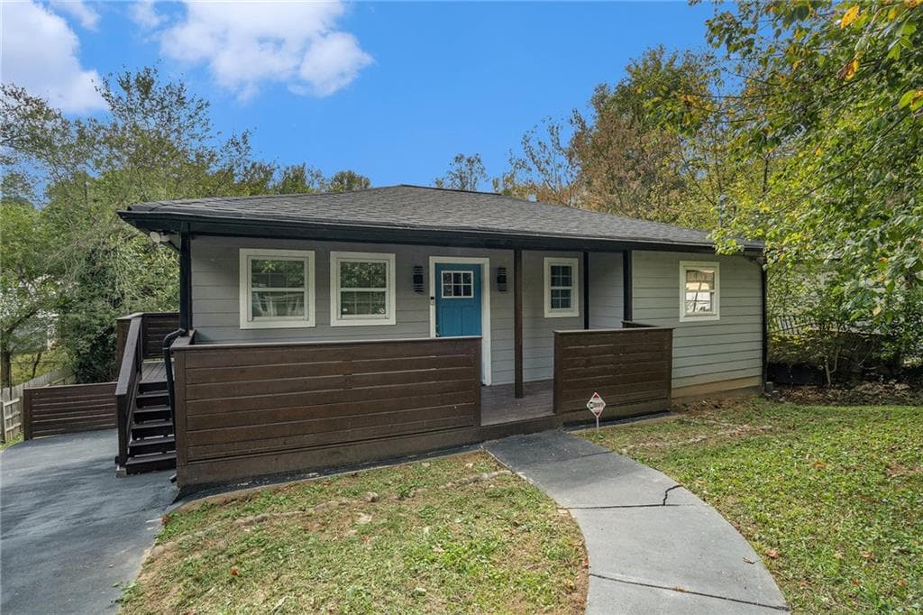 4 bedroom, 3 bathroom, 1,740 sq ft single family residence sold at 1592 Ferno Drive, Atlanta, GA 30318