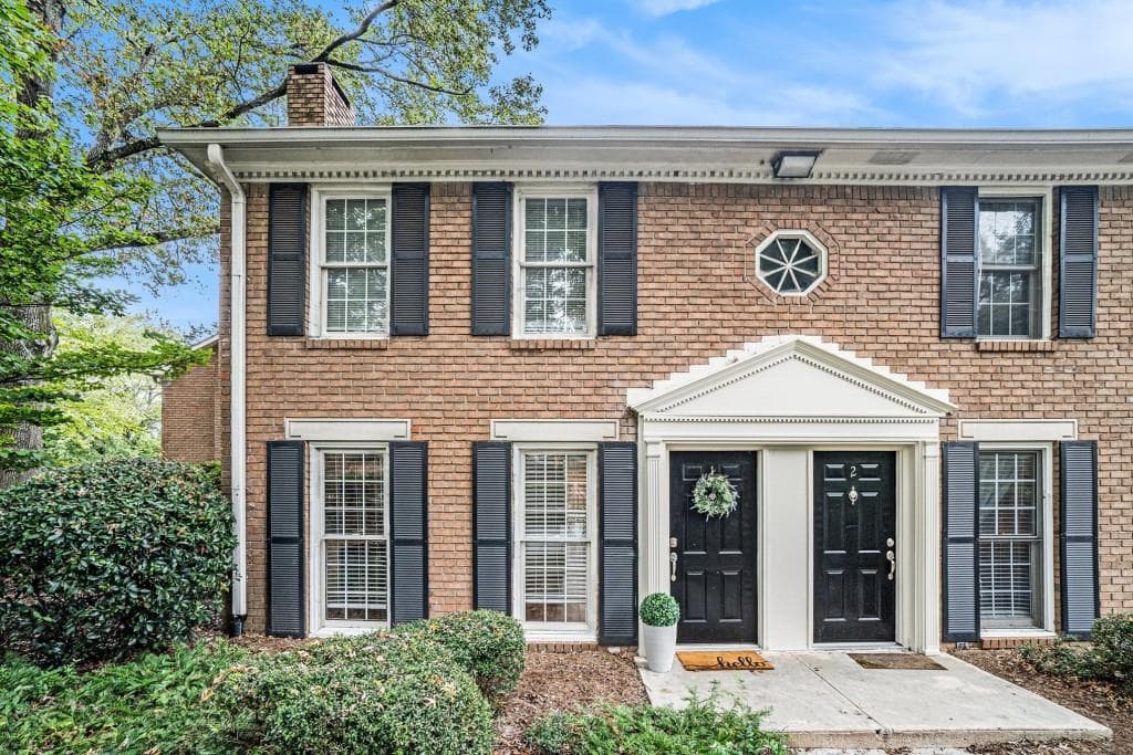 2 bedroom, 2 bathroom, 1,020 sq ft condominium sold at 1101 Collier Road B1, Atlanta, GA 30318