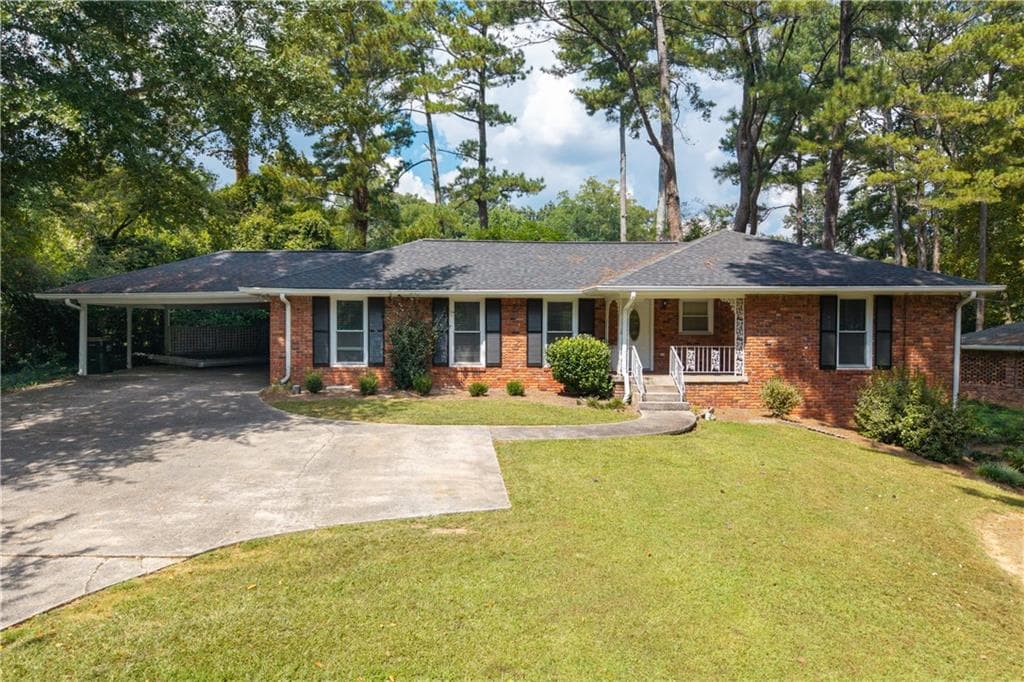 520 WINDSOR Parkway, Atlanta, GA 30342 — most recent listing photo