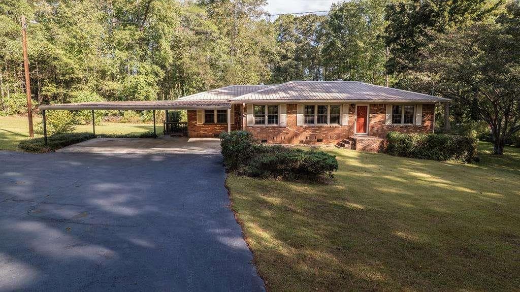 3347 Skyview Drive, Lithia Springs, GA 30122 — most recent listing photo