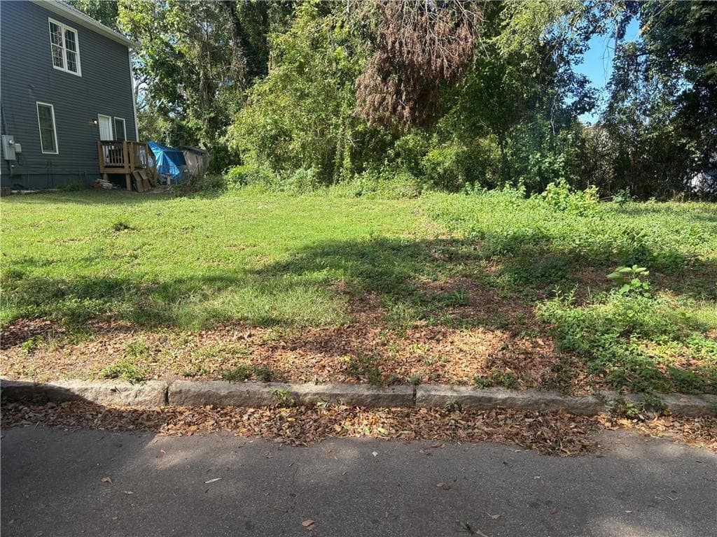 single family residence sold at 554 English Avenue, Atlanta, GA 30318
