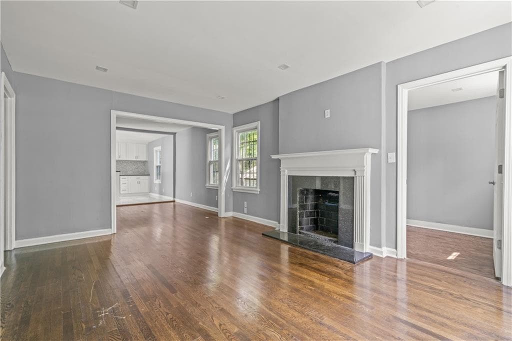 3 bedroom, 3 bathroom, 1,350 sq ft single family residence for sale at 1053 Blount Place, Atlanta, GA 30344 — photo 6
