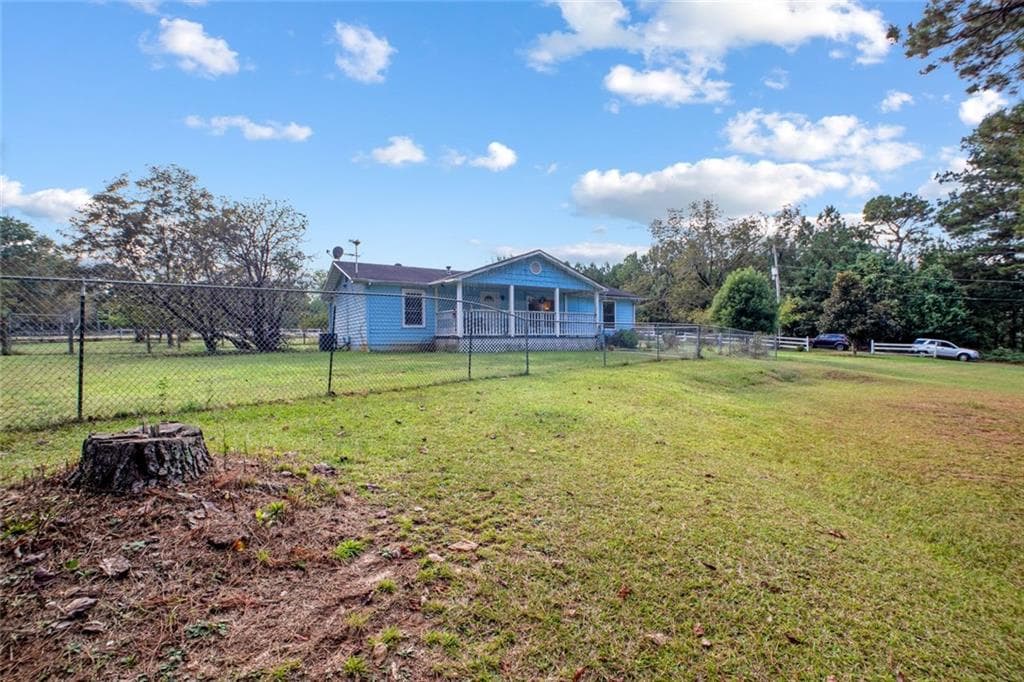 2 bedroom, 1 bathroom single family residence for sale at 5570 Bold Springs Road, Dacula, GA 30019 — photo 3