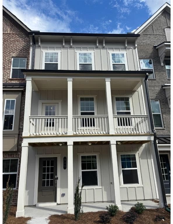 4 bedroom, 4 bathroom, 2,191 sq ft townhouse sold at 811 Atkins Lane, Woodstock, GA 30188