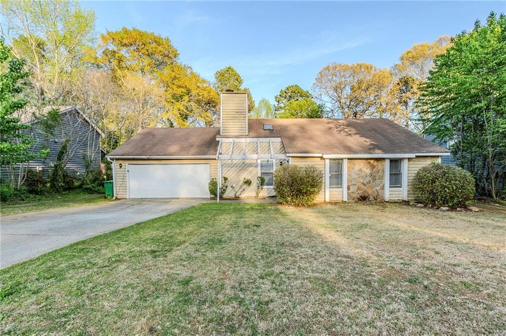 870 Chapman Circle, Stone Mountain, GA 30088 — most recent listing photo