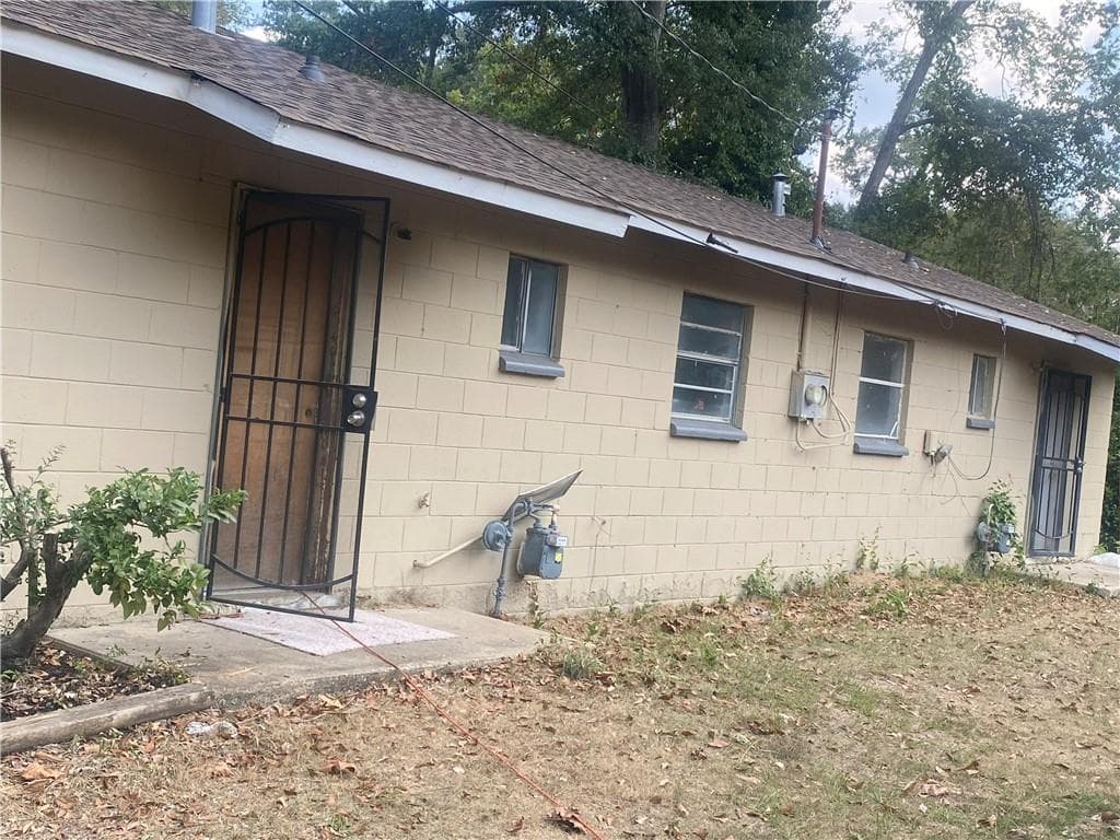 duplex sold at 2424 16th Avenue, Columbus, GA 31901