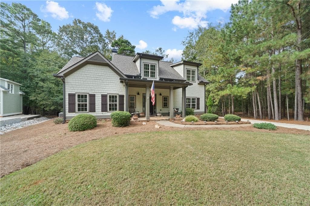 3 bedroom, 4 bathroom, 2,020 sq ft single family residence for sale at 158 PARKSIDE Lane, Eatonton, GA 31024 — photo 2