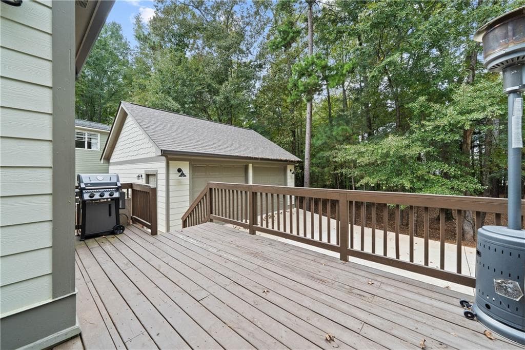 3 bedroom, 4 bathroom, 2,020 sq ft single family residence for sale at 158 PARKSIDE Lane, Eatonton, GA 31024 — photo 5