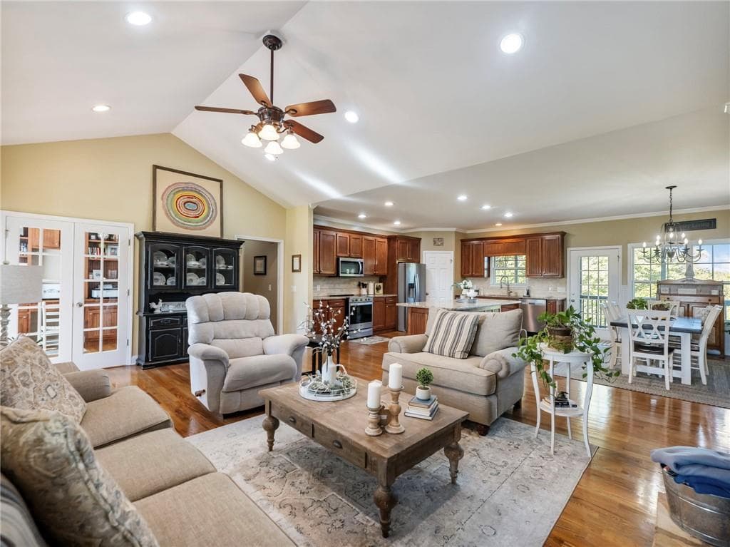 5 bedroom, 4 bathroom, 4,928 sq ft single family residence for sale at 7657 Pea Ridge Road, Lula, GA 30554 — photo 5