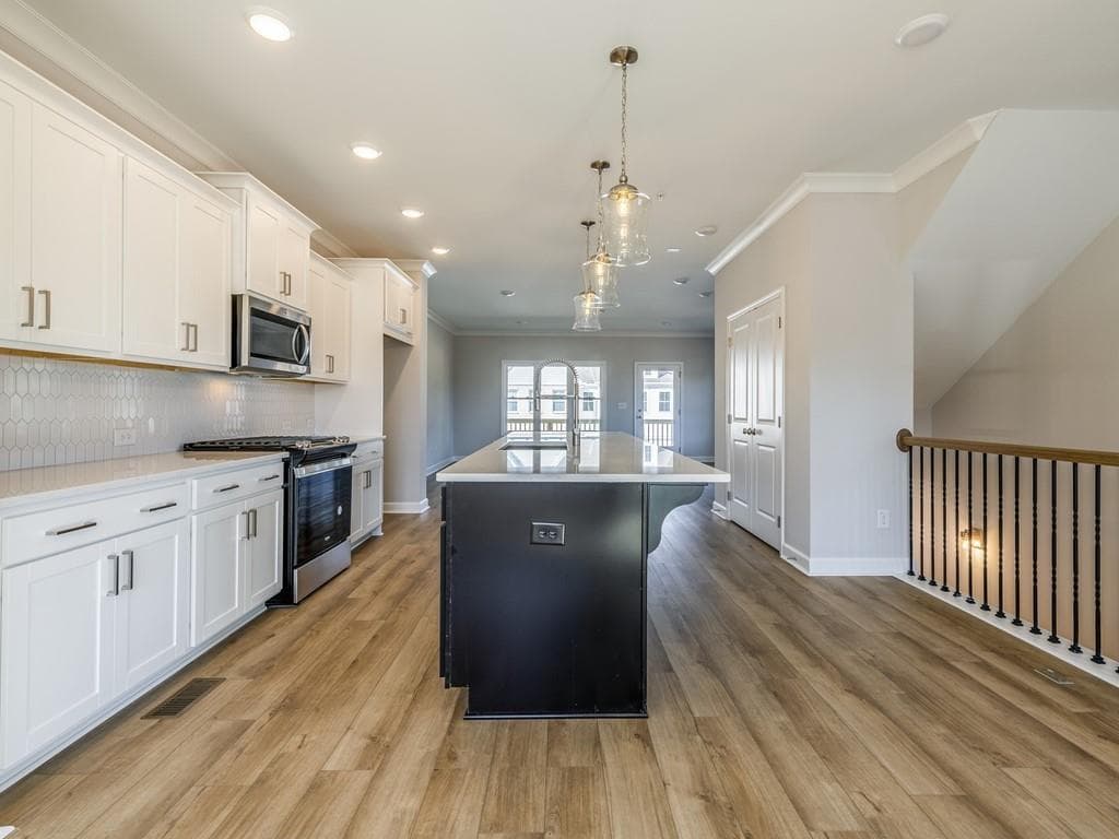 1980 Deco Drive, Kennesaw, GA 30144 — most recent listing photo