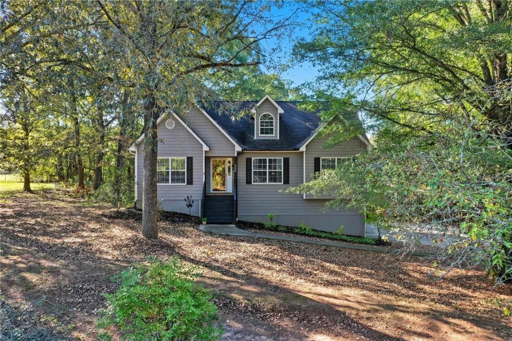 309 Amberwood Court, Euharlee, GA 30145 — most recent listing photo