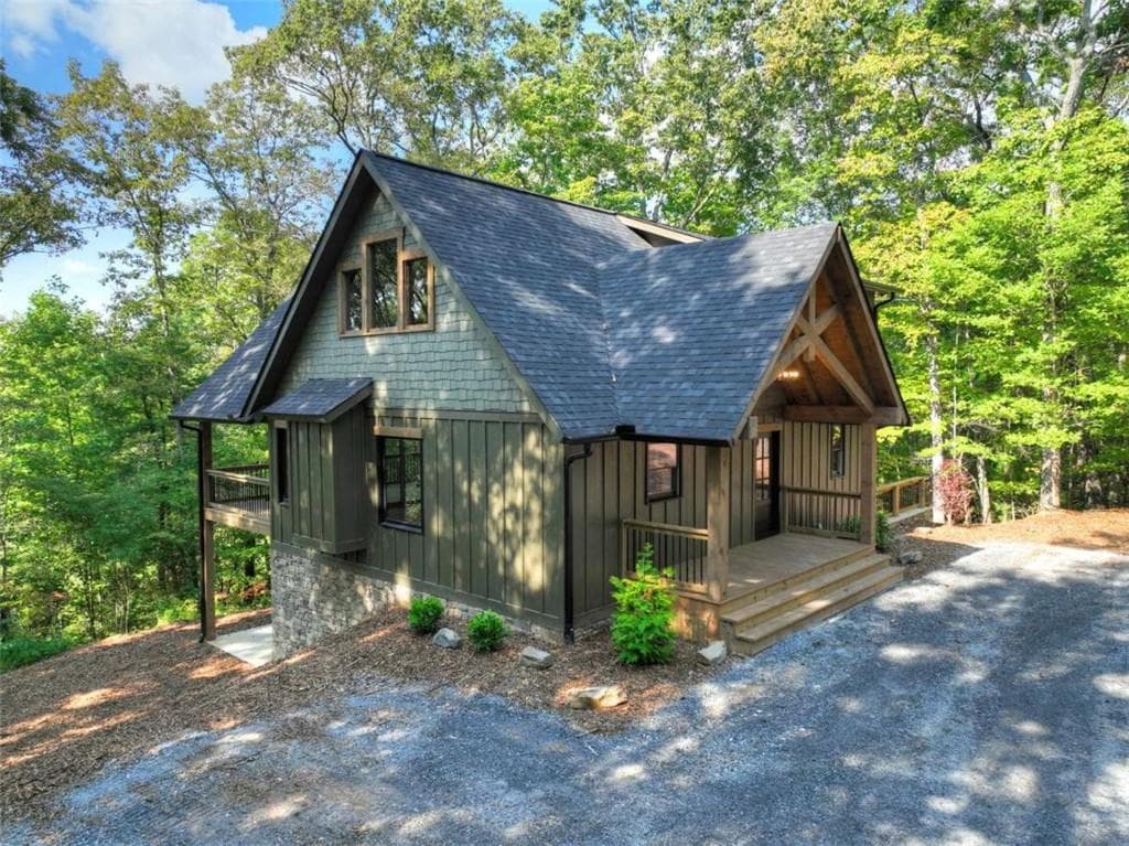 201 Plantation Lane, Blue Ridge, GA 30513 — most recent listing photo