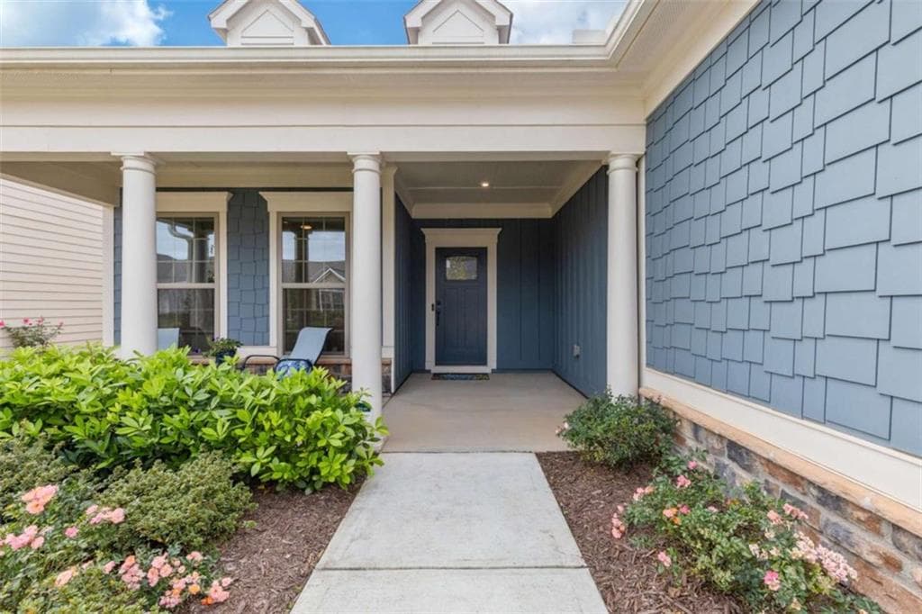 3 bedroom, 3 bathroom, 2,742 sq ft single family residence for sale at 5213 Morrell Road, Hoschton, GA 30548 — photo 5