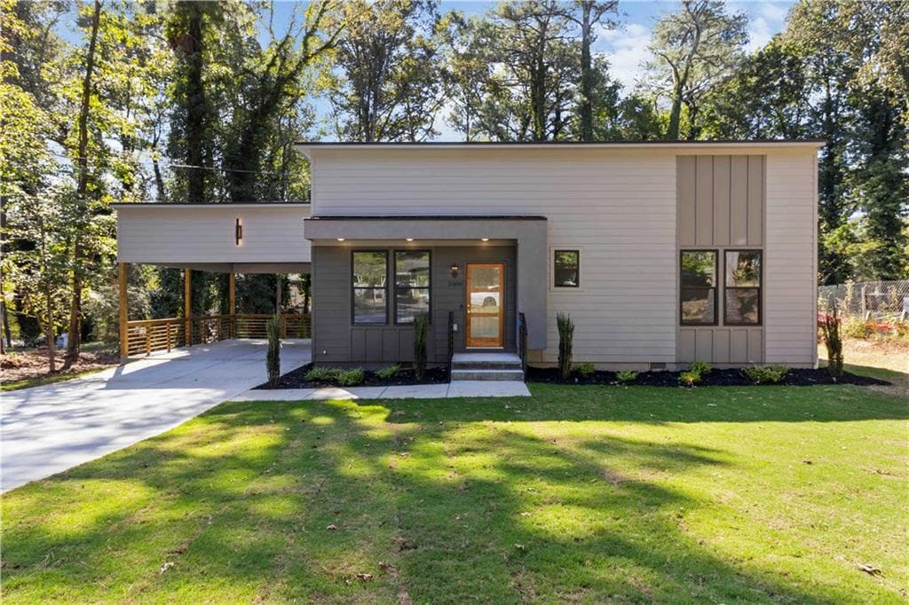 3 bedroom, 3 bathroom, 1,650 sq ft single family residence sold at 3888 Boulder Park Drive, Atlanta, GA 30331
