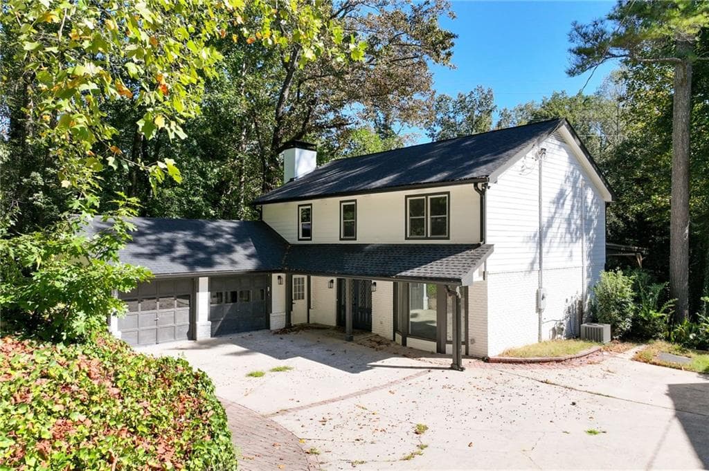380 Thornwood Drive, Atlanta, GA 30328 — most recent listing photo