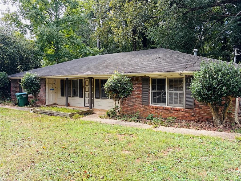 duplex sold at 4742 Valley Dale Drive, Lilburn, GA 30047