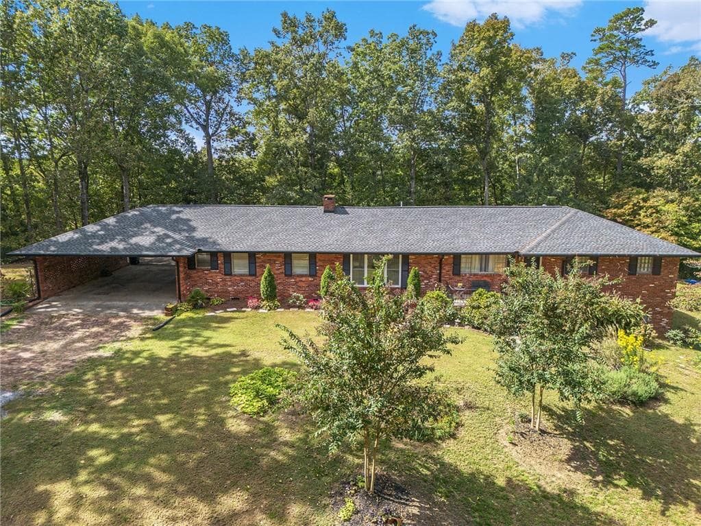 111 Lewis Drive, Calhoun, GA 30701 — most recent listing photo